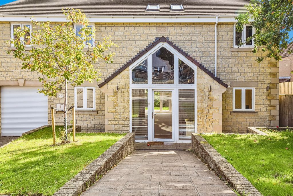 Property photo 2 of 17