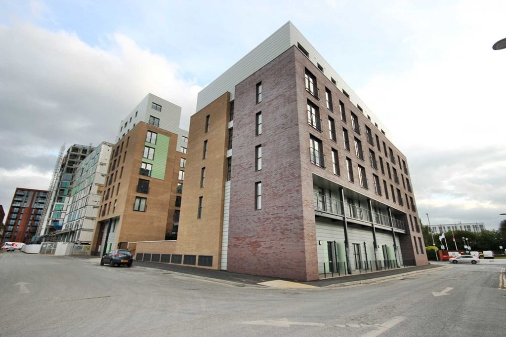 Property photo 1 of 8