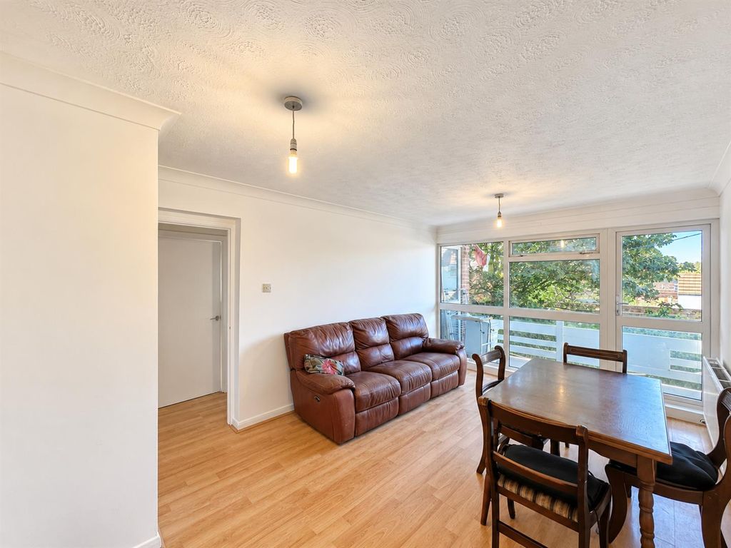 Property photo 3 of 7 Reception Room