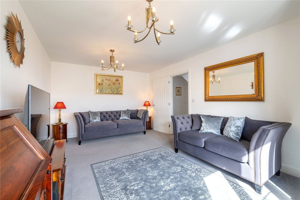 Property photo 3 of 37 Picture No. 58