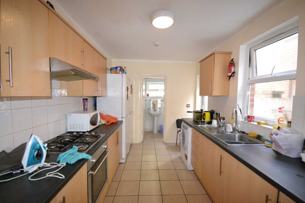 Property photo 3 of 8