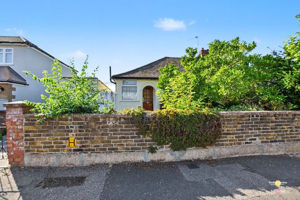Property photo 1 of 20