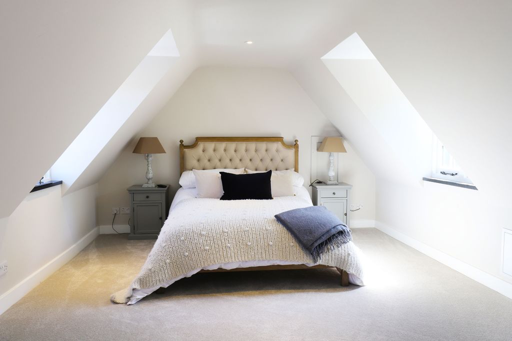 Additional image 21 of 8 bed detached house for saleChequers Green, Lymington SO41