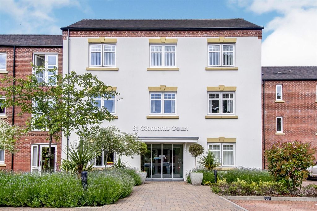 Property photo 1 of 12 St Clements Court.Jpg