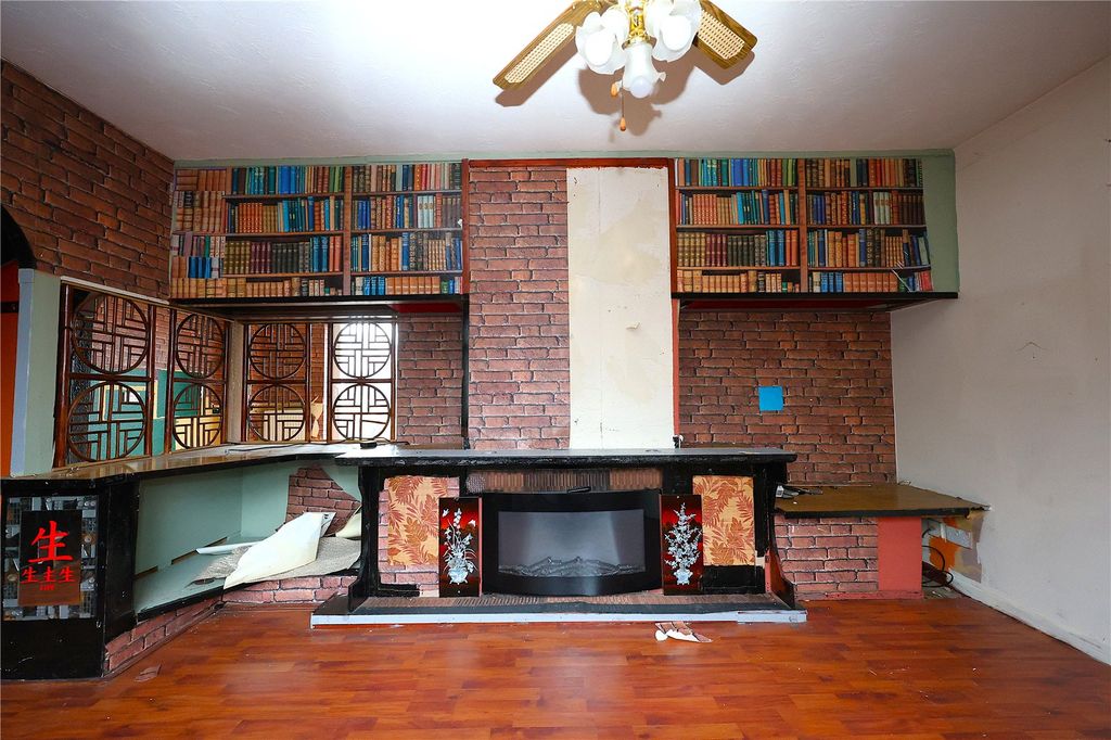 Property photo 2 of 22 Picture No. 01