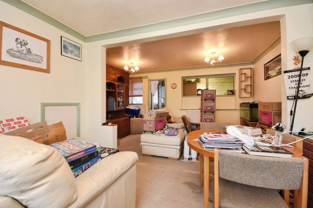 Property photo 2 of 14