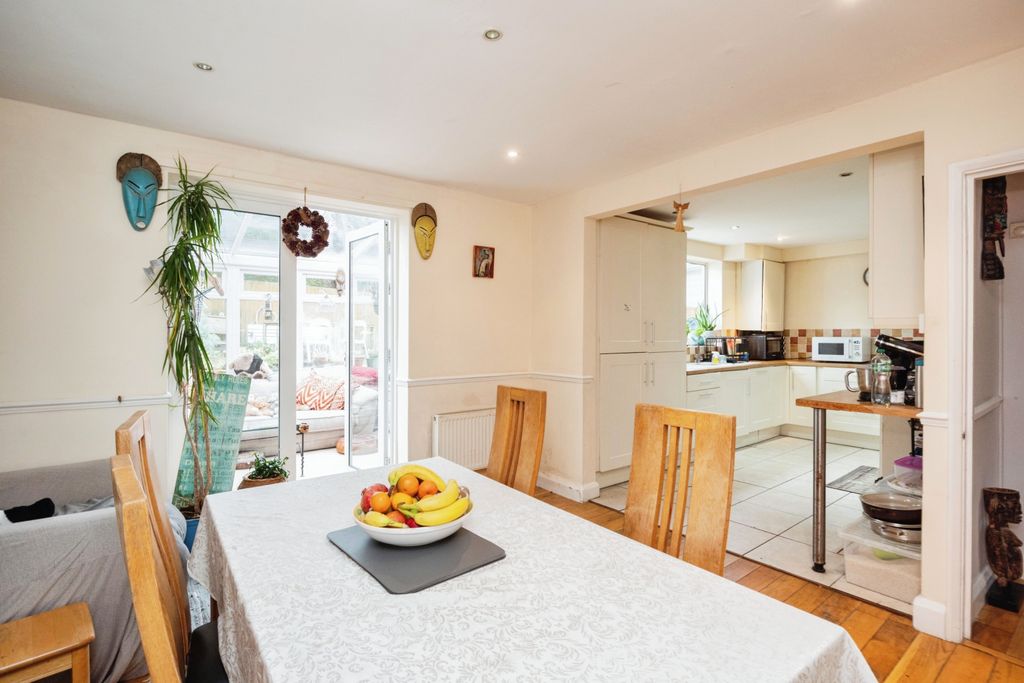 Property photo 3 of 27 Photo #3