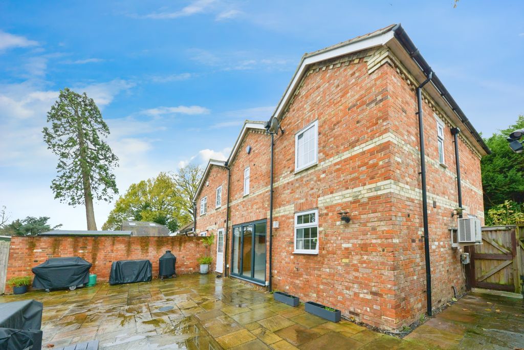 Property photo 2 of 20 Photo #2