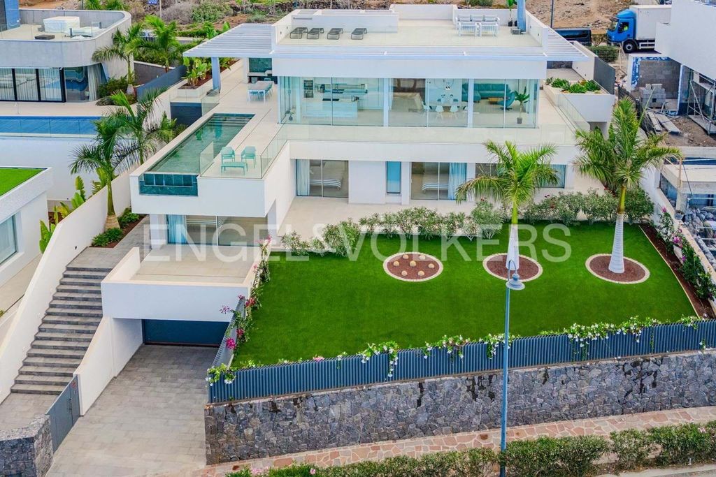 Property photo 1 of 34 Dream Villa With Panoramic Sea Views At Abama Resort