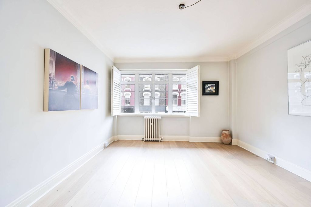 Property photo 2 of 9