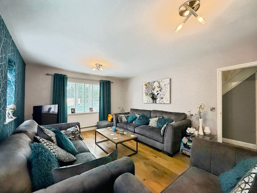 Property photo 3 of 22