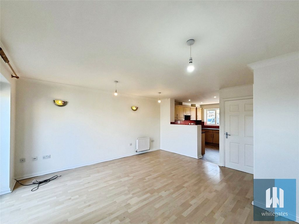 Property photo 2 of 19 Picture No. 20