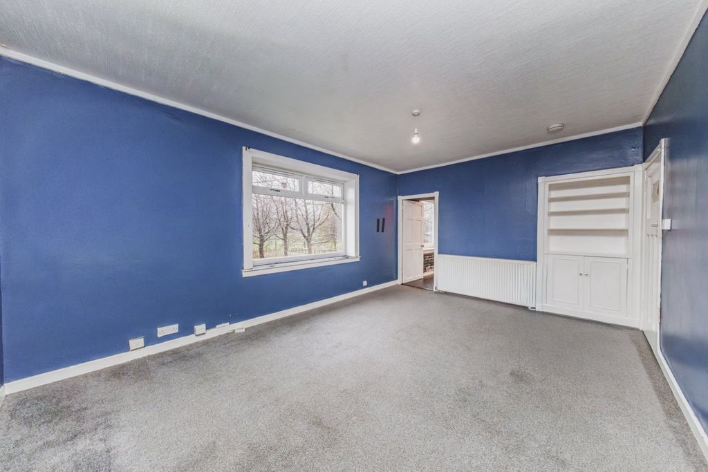 Property photo 2 of 14 Picture 2