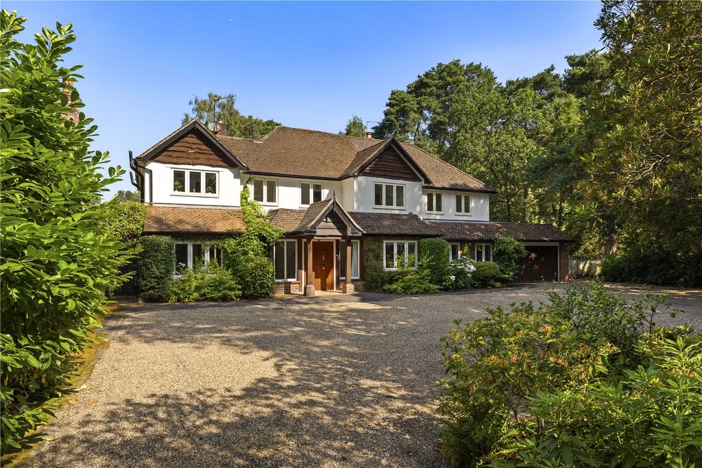 Property photo 1 of 11 Front Elevation