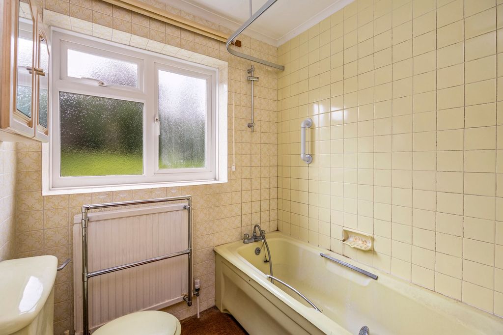 Additional image 10 of 2 bed maisonette for saleGreenways, Haywards Heath RH16