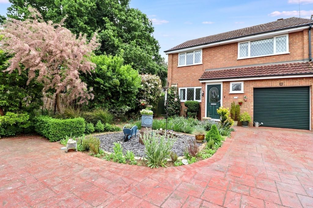 Property photo 1 of 31 4202383