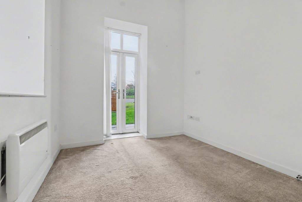 Property photo 2 of 9 Img_2629-Img_2631