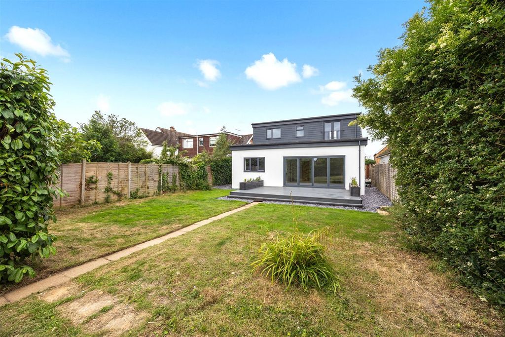 Property photo 1 of 19 Stone Lane, 16-027.Jpg