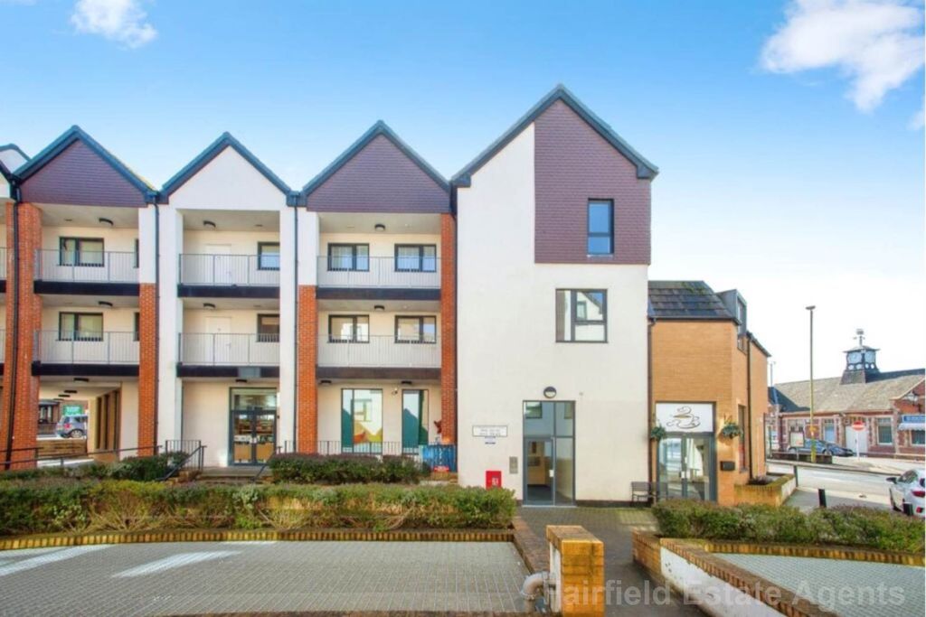 Property photo 1 of 18