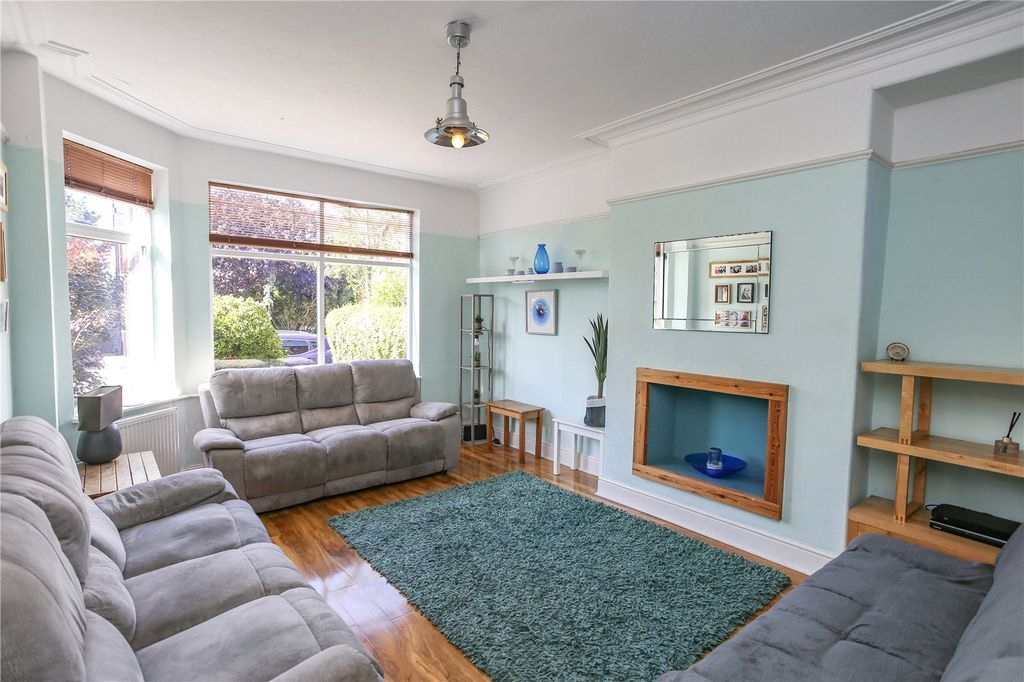 Property photo 2 of 21 Picture No. 19