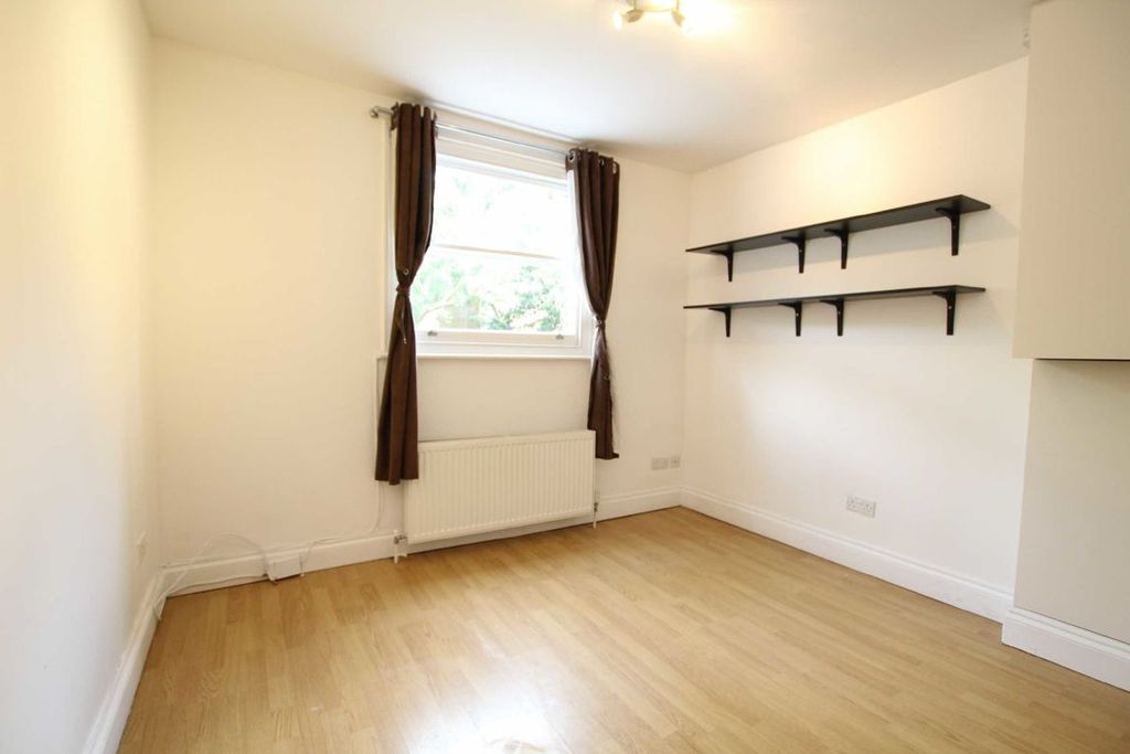 Property photo 2 of 4