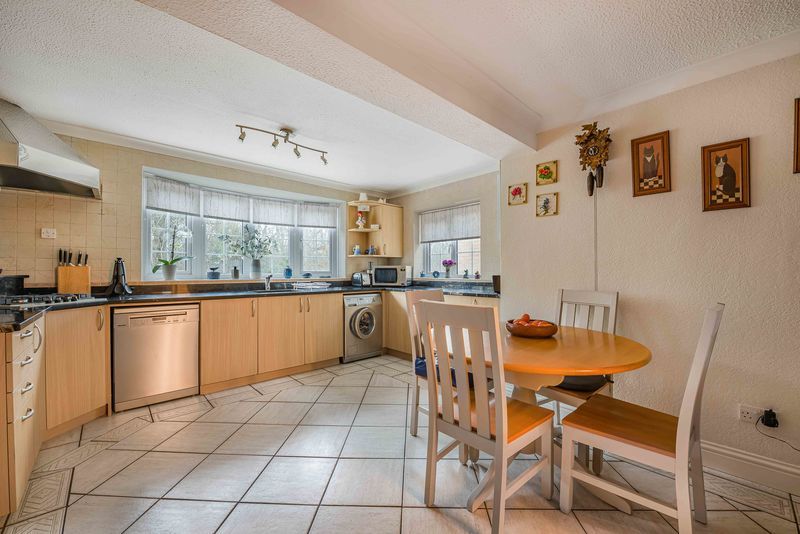 Property photo 2 of 24 Photo 10