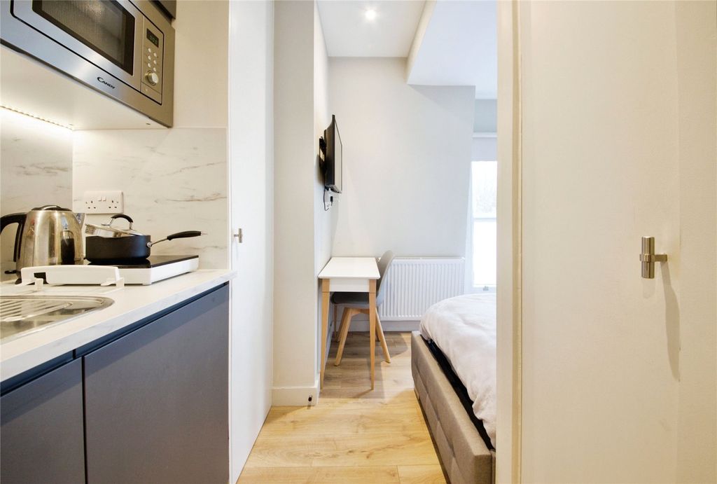 Property photo 2 of 7 Picture No. 03