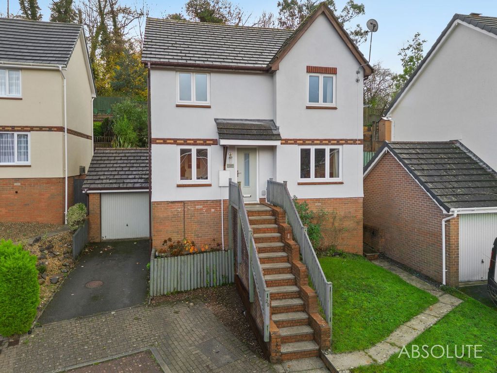 Property photo 1 of 25