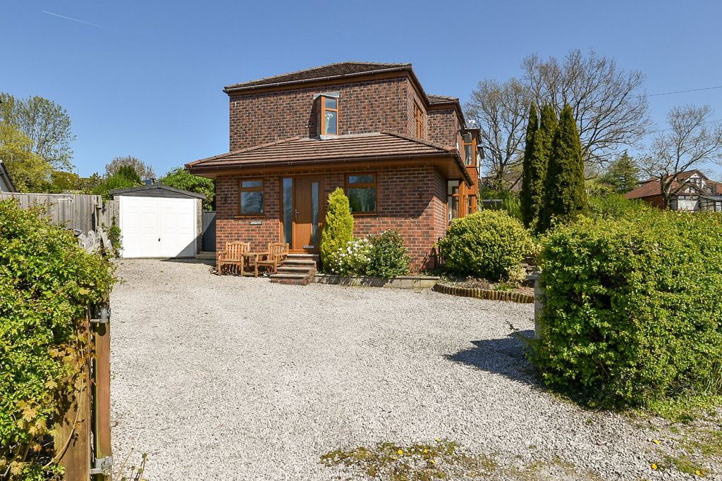 Property photo 1 of 28