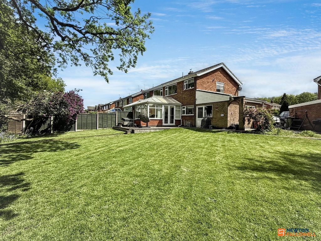Property photo 2 of 23