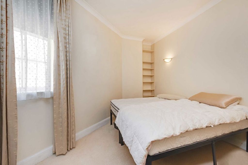 Property photo 2 of 7