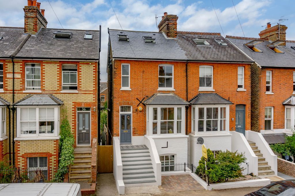 Property photo 1 of 17