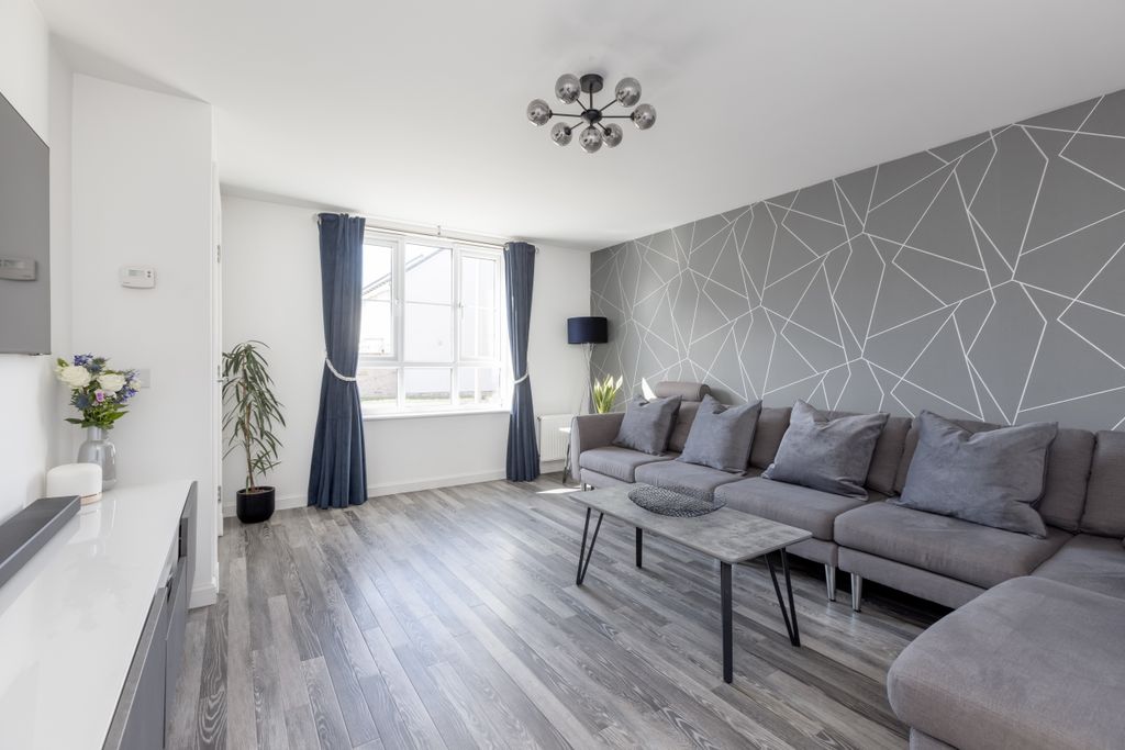 Property photo 2 of 26 Property Image 2