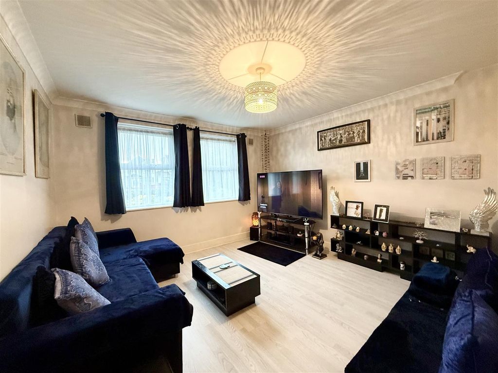 Property photo 2 of 12 Img_0293.Jpg