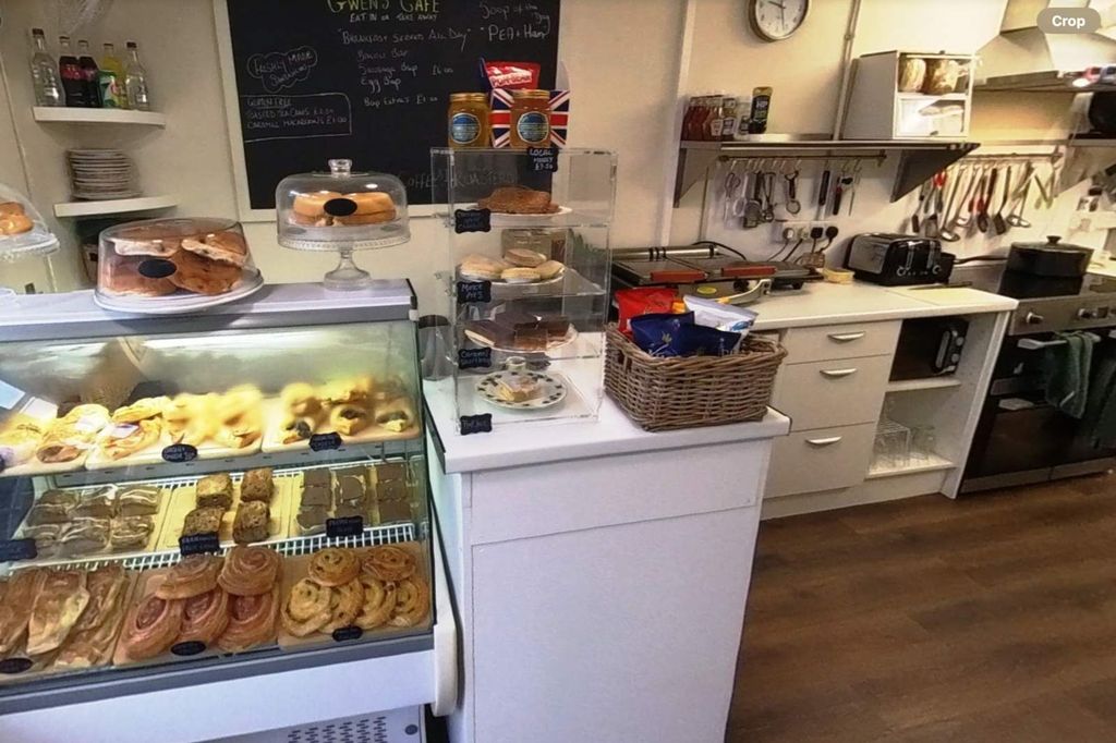 Property photo 3 of 7