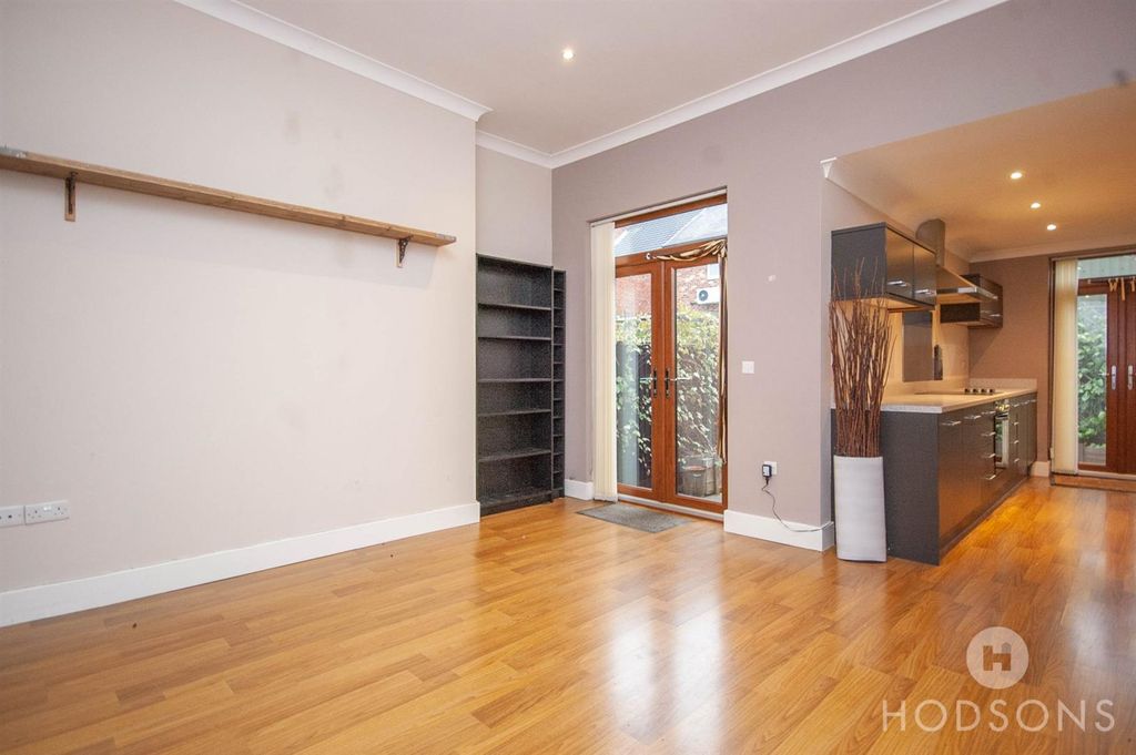 Property photo 3 of 7 Q5K3Zdzxtoycyay-Zqpmtydxgaq.Jpg
