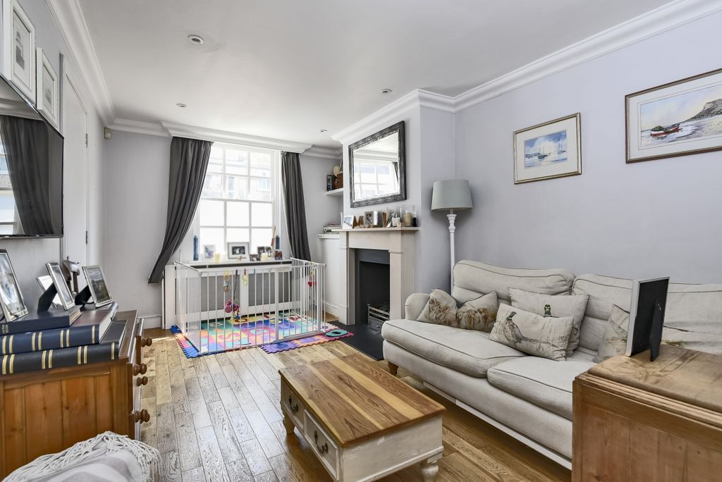 Property photo 1 of 8 317800 (1)c