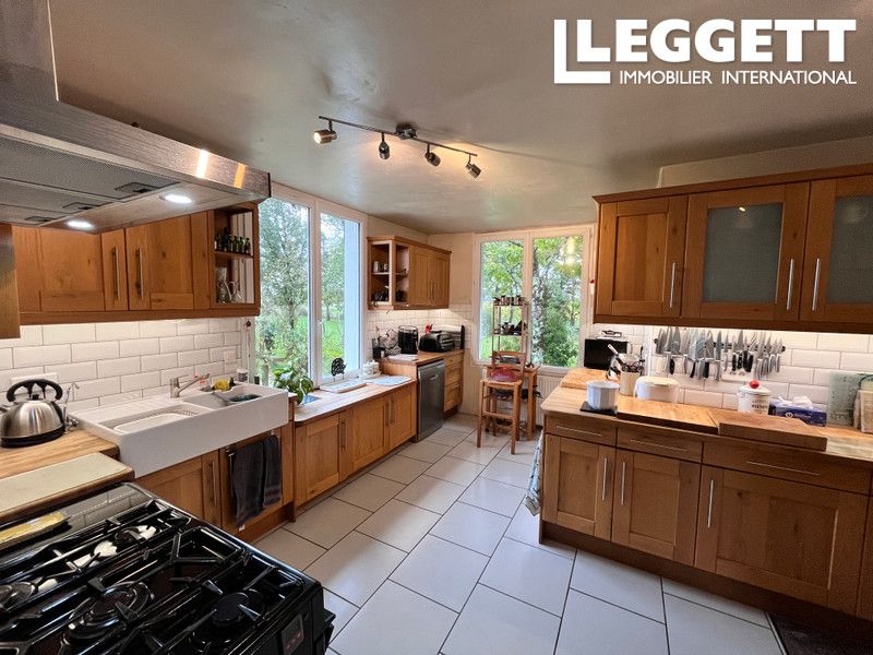 Property photo 3 of 10