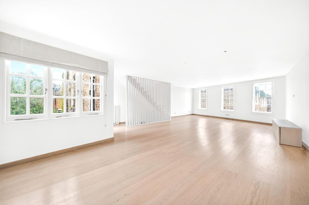 Property photo 2 of 29 Living Room