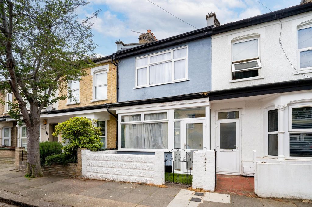 Property photo 1 of 12 3Â Bedroom Terraced For Sale