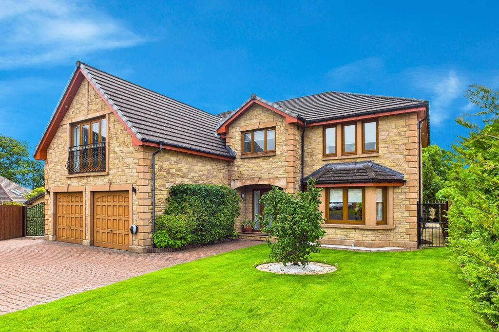 Property photo 1 of 44