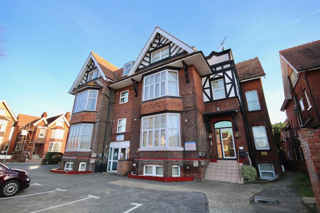 Property photo 1 of 10 Azvki3Fbquybbminz6Jkiq.Jpg