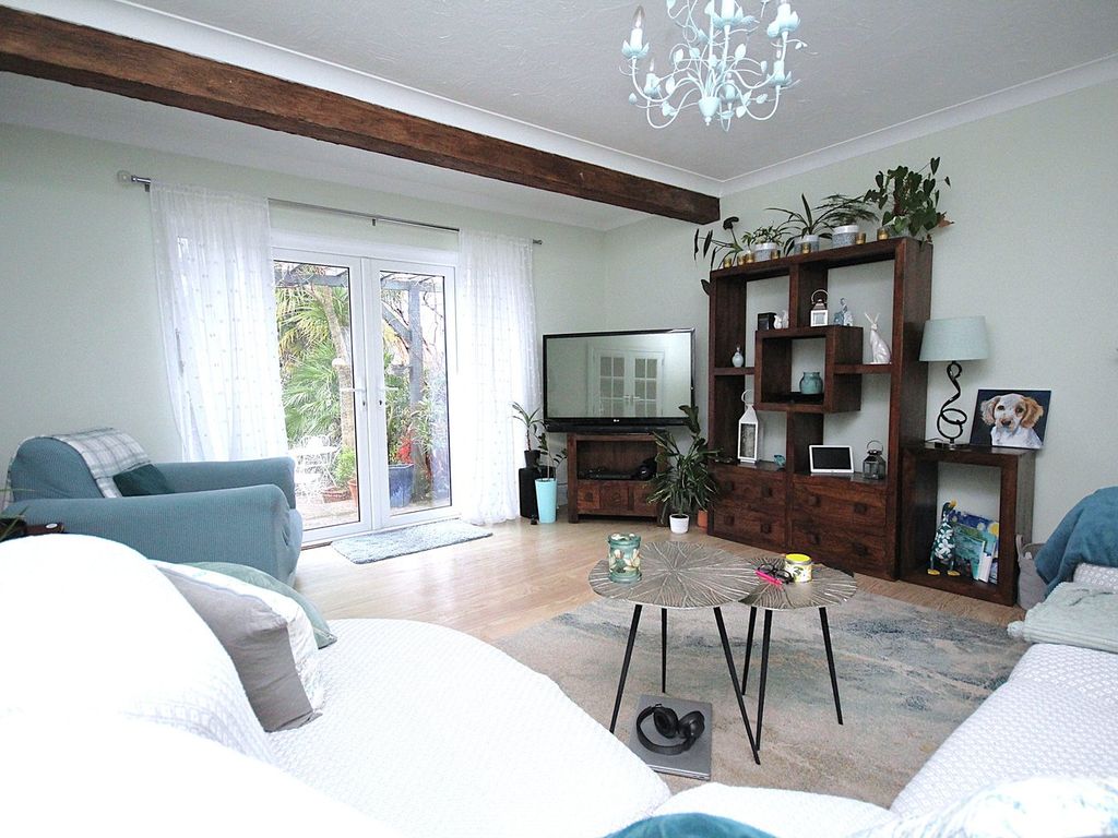 Property photo 3 of 35