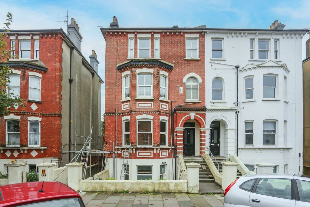 Property photo 1 of 10 296A0241