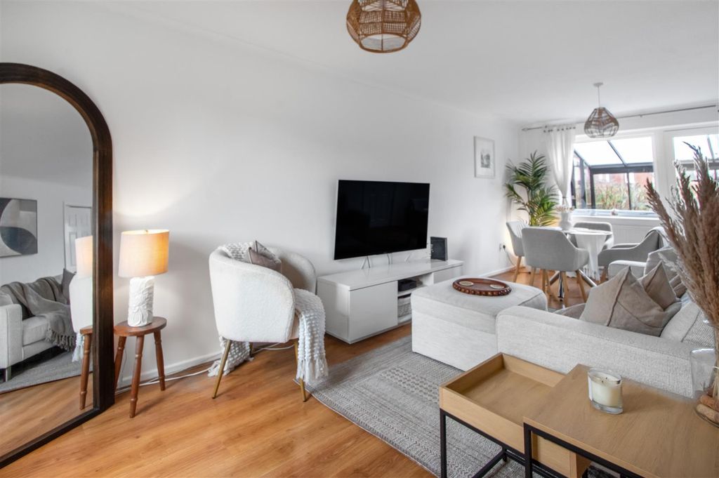 Property photo 2 of 13 Img_3513 Living 1.Jpg