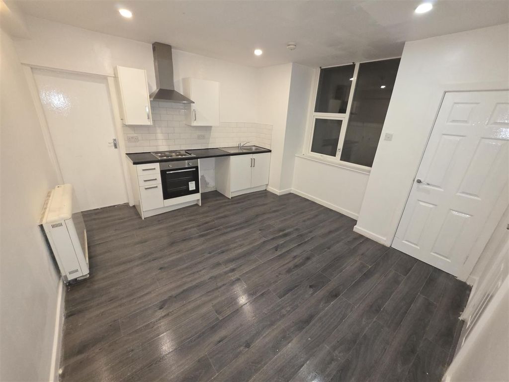 Property photo 1 of 4 1000148278.Jpg