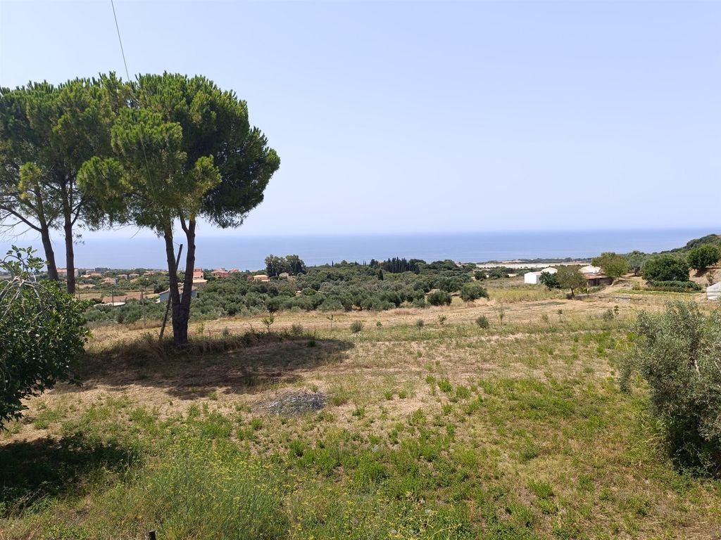 Property photo 1 of 7 Plot In The Settlement Of Lakithra, Kefalonia