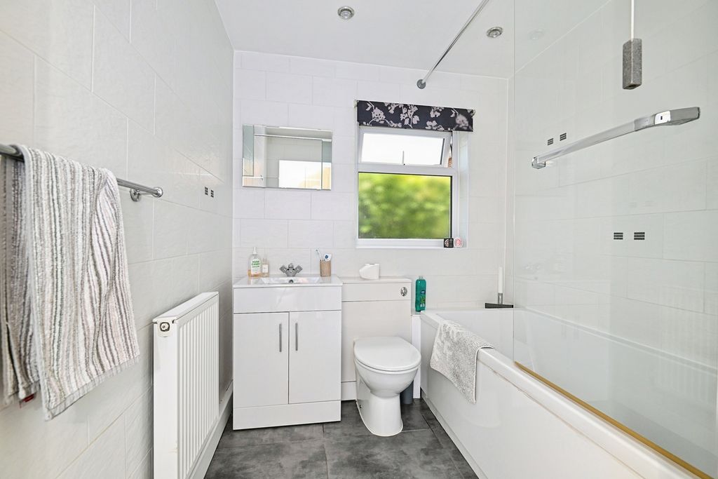 Property photo 3 of 19 Pbox-Img.Jpg