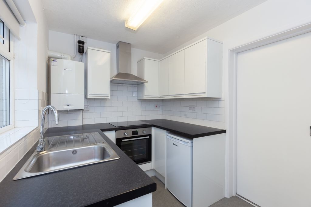 Property photo 3 of 8 177996