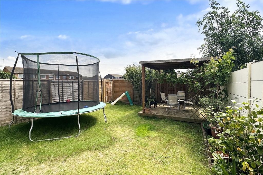 Property photo 2 of 18 Picture No. 17